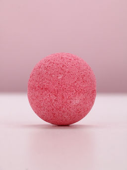 Цена за 3 шт. Бомбочка для ванны с предсказанием внутри Яркой весны!, ягодный аромат - Чистое счастье фото 3