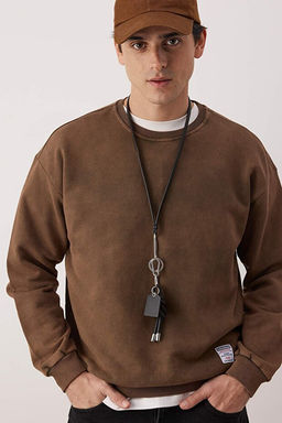 Kahverengi Oversize/Geni_ Kesim Eskitme/Soluk Efektli _ardonsuz Sweatshirt TMNAW24SW00021 - Trendyolmilla фото 2