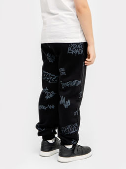 Брюки для мальчиков черные с принтом текст - Mark formelle фото 4