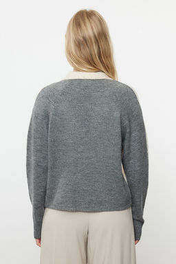 TRENDYOLMILLA Ekru Yumusak Dokulu Renk Bloklu Triko H?rka TWOAW25HI00211 фото 9