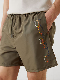 K?sa Boy Bask?l? Erkek Deniz ?ortu