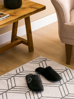 ?n? Kapal? Bask?l? Erkek Ev Terli?i