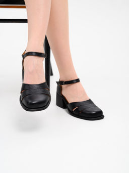 Босоножки 5032.23663bl.Черный