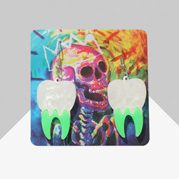 Серьги акриловые «Зубы», в зелье, бело-зелёные в серебре