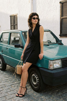 Siyah Ceket Yaka Dugmeli Mini Dokuma Elbise TWOSS25EL00625