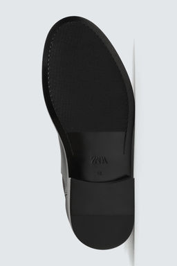 Ботинки Zara BOTA CHELSEA VESTIR черные