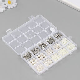 Бусины в шкатулке «Белый перламутр и серебро», 15 делений, 10×17.5×2 см