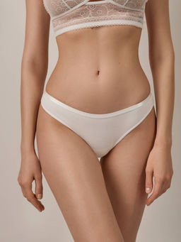 CONTE LACE TWIST LB 1992 Трусы бикини из фактурного кружева и хлопка tofu