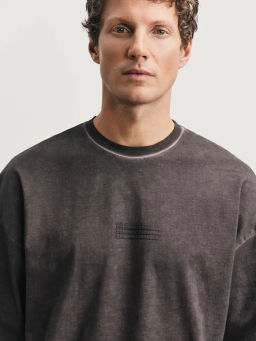 Футболка с эффектом garment dye / Zarina  фото 6