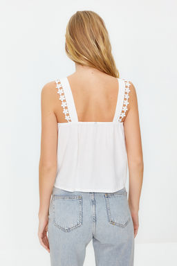 Ekru Dantel Detayl? Crinkle Dokuma Bluz TWOSS24BZ00024