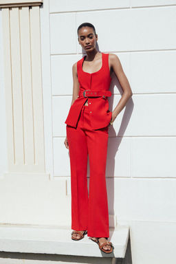 LONG WAISTCOAT WITH BELT