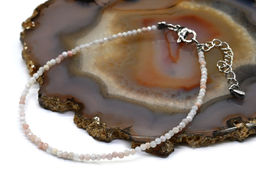 Браслет из опала розового шарик гр.2мм, 18см