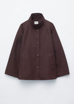 Chaqueta con cuello de pana