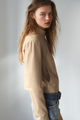 CHAQUETA EFECTO LAVADO / Tostado - Zara фото 11