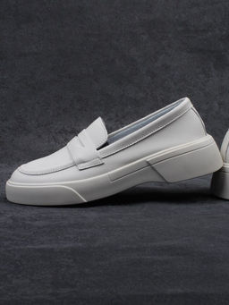 03-YD122-2 LT. BEIGE Лоферы женские (натуральная кожа)