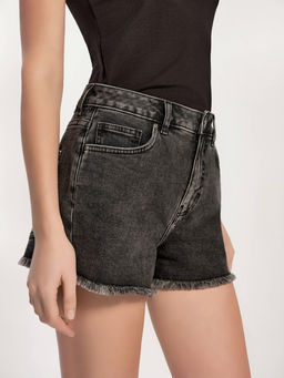 CONTE CON-756 Чёрные джинсовые шорты из eco-friendly денима с бахромой black - Conte elegant фото 5