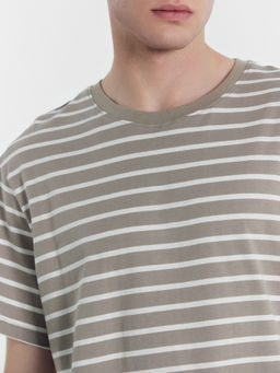 Футболка мужская кофейно-бежевая в белую полоску белая полоска на кофейном 111831 - Mark formelle фото 5
