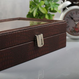 Шкатулка кожзам под часы 6 отделений и бижутерию Кофейный питон матовая 7,7х20х25,5 см - Simaland фото 4