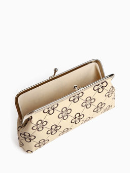 Косметичка на фермуаре, цвет бежевый