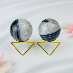 Шар из Агата на подставке