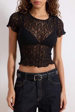 Siyah Fitted/Vucuda Oturan K?sa Kollu Aksesuar Detayl? Dantel Orme Bluz TWOSS26BZ00161