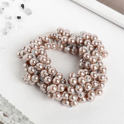 Цена за 2 шт. Резинка для волос «Жемчужная сказка», кремовая