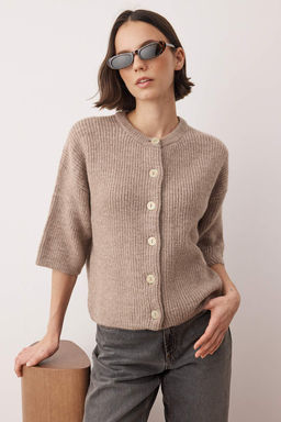 Wardrobe Essentials Vizon Yumusak Dokulu Genis Kal?p K?sa Kol Basic Triko H?rka | TWOAW26HI00251