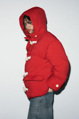 ANORAK CAPUCHA 60% PLUM?N 40% PLUMA ALAMARES / Rojo - Zara фото 3