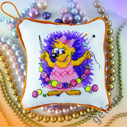 Ежик и бусы