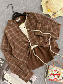 Женская рубашка в клетку с топиком