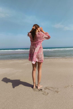 PATCHWORK PRINT MINI DRESS - Zara фото 5