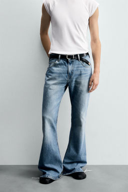 FLARE FIT JEANS