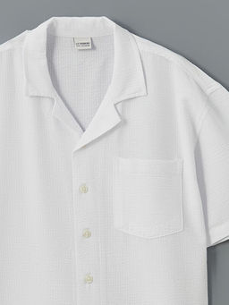 K?sa Kollu Dokulu Erkek ?ocuk G?mlek