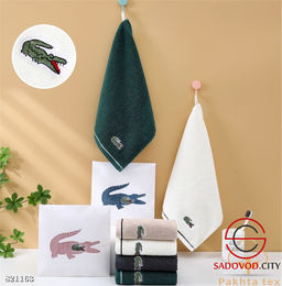 Полотенце в коробке с вышивкой