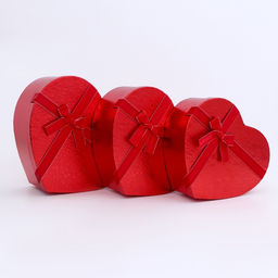 Набор подарочных коробок 3 в 1 сердца, красный, 31?27?13.3; 28?25?11.7; 26?23?10.3 см