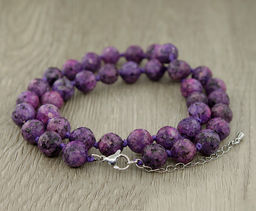 Чароит (Россия) граненый 10мм, бусы длиной 47...52см