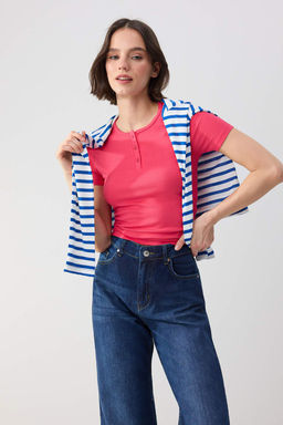 Wardrobe Essentials-Ekru Fitted/Vucuda Oturan K?sa Kollu Dugmeli Yumusak Orme Bluz TWOSS26BZ00333 - Trendyolmilla фото 4