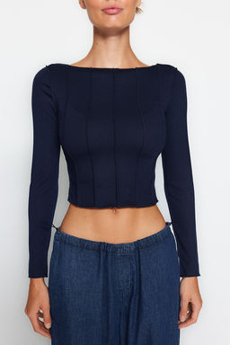 Trendyolmilla Bej Dikis Detayl? Carmen Yaka Fitted/Vucuda Oturan Fitilli Orme Bluz TWOAW24BZ00127
