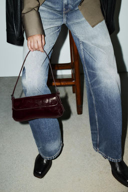 FLAP SHOULDER BAG