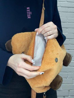 Плюшевый рюкзак "Capybara", 26*25 см