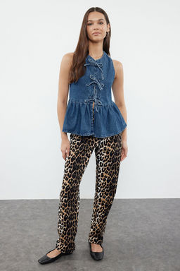 Trendyolmilla Mavi Onden Baglamal? Etekli Fitted Denim Yelek TWOSS24YE00047