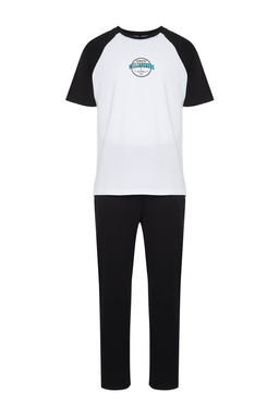 TRENDYOL MAN Siyah Beyaz Bask?l? Reglan Kol Regular Fit Orme Pijama Tak?m? TMNSS24PT00014 - Trendyolmilla фото 7