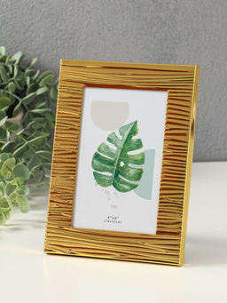 Фоторамка для фото 10×15 см «Зебра», золото гальваника, металл, 1.7×14.2×19.3 см