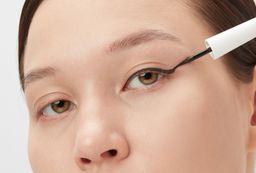 DEBORAH Подводка для век жидкая Formula Pura Eyeliner Precisione тон 02 коричневый, 2.5 мл.  фото 3