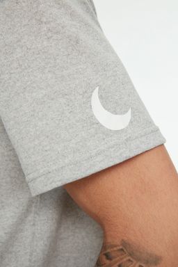 Gri Bask?l? Regular Fit Orme Pijama Tak?m? THMAW21PT0393