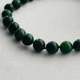 Бусы из Нефрита