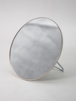 Зеркало настольное "Capybara is happy", беж, 15,6*15,6 см