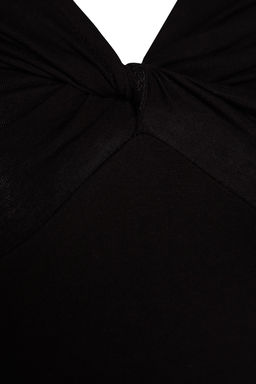 Trendyolmilla Siyah Pamuklu Gogsu Buzgulu Fitted/Vucuda Oturan Regular Boy Orme Bluz TWOAW24BZ00098 фото 7