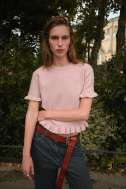 KNIT SHORT SLEEVE SWEATER WITH RUFFLES - Zara фото 2