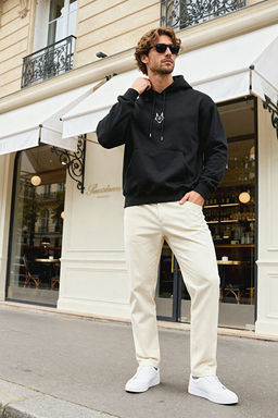 Siyah Oversize/Geni_ Kesim Kap__onlu __i Polarl_ Kurt Nak__l_ Sweatshirt TMNAW24SW00018